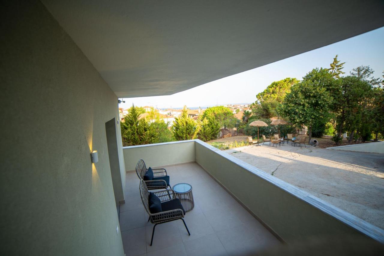 Rigas Supreme Hospitality Aparthotel Afytos Esterno foto